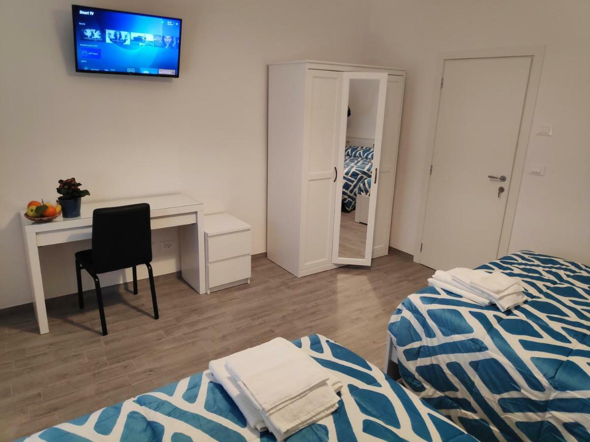 Casadei Guest House Stazione Bologna Buitenkant foto